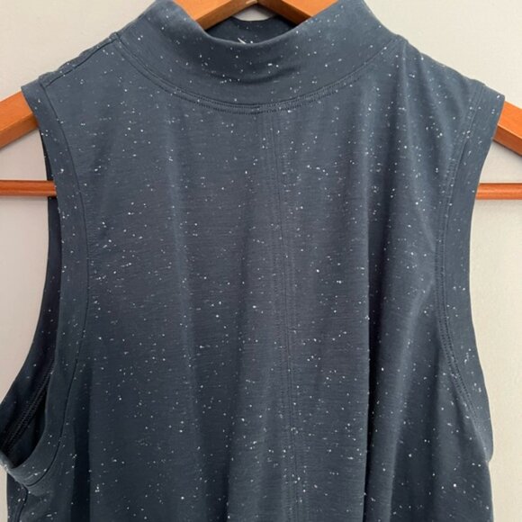 Lululemon Time To Restore Mock Neck Tank Size 2 Iron Blue - Picture 3 of 6